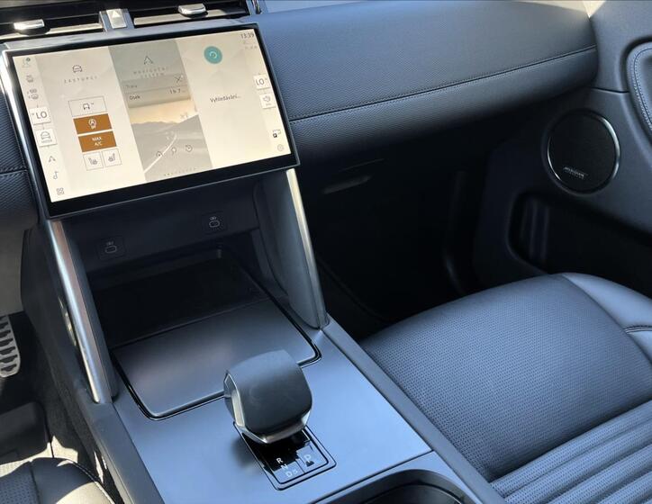Land Rover Discovery Sport 16
