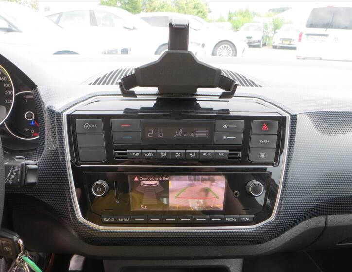 Volkswagen up! 15
