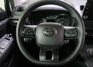 Toyota ProAce 13