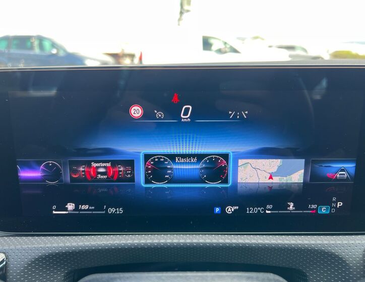 Mercedes-Benz CLA 35
