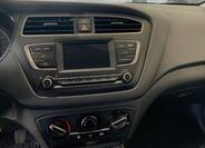Hyundai i20 33