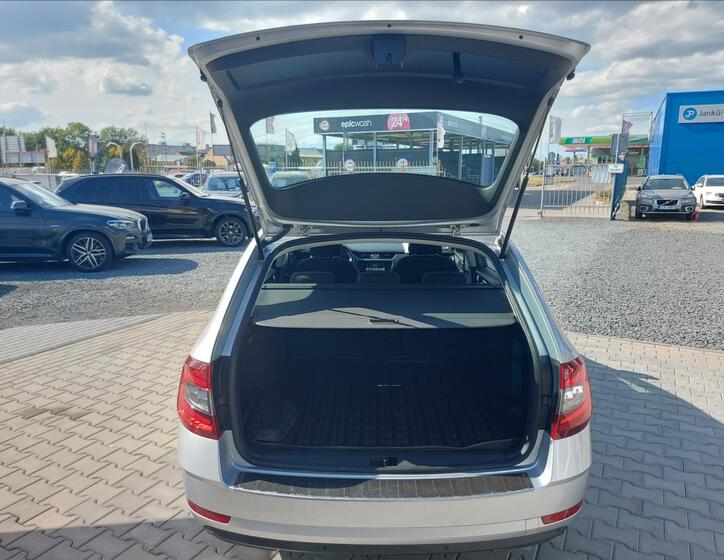 Škoda Octavia 15