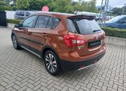 Suzuki SX4 S-Cross 4