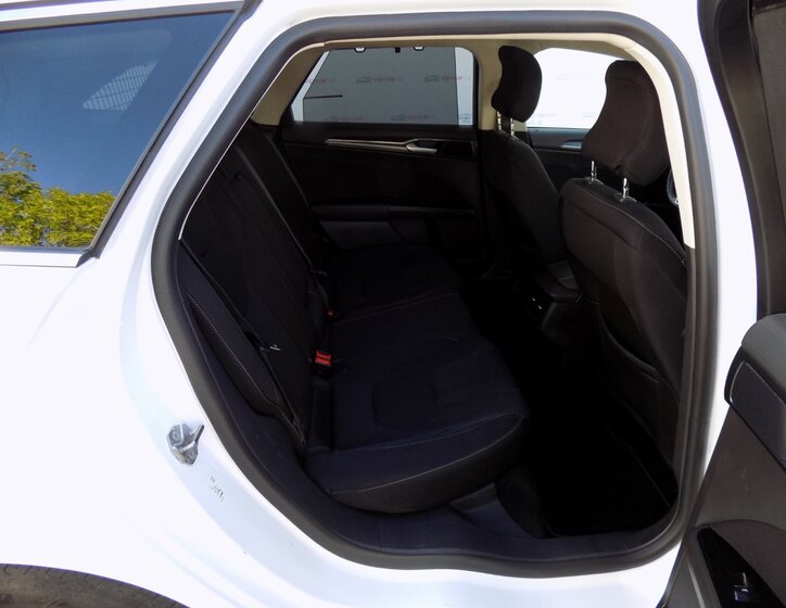 Ford Mondeo 19