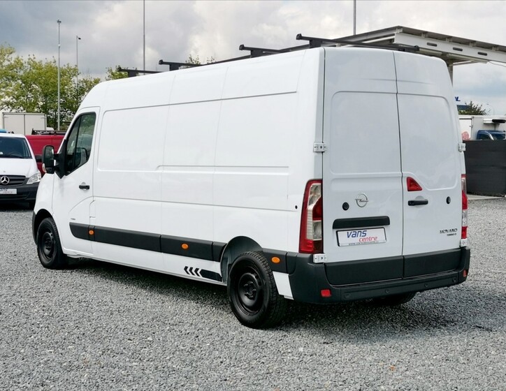 Opel Movano 4