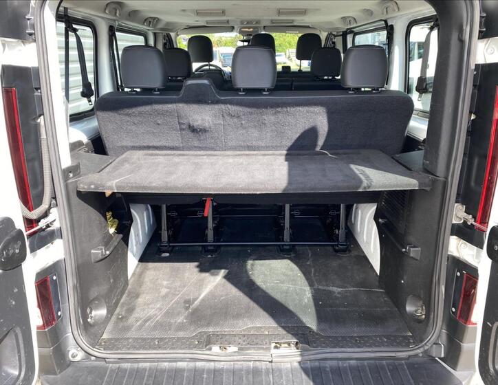 Opel Vivaro 22