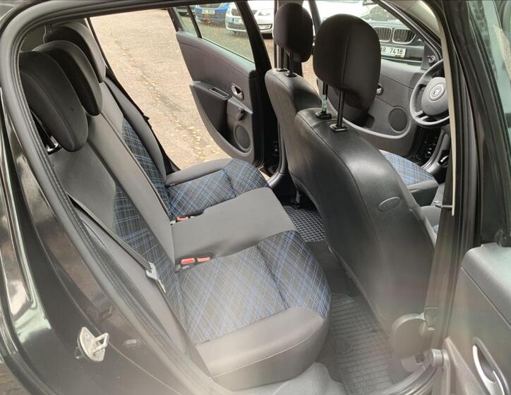 Renault Clio 16