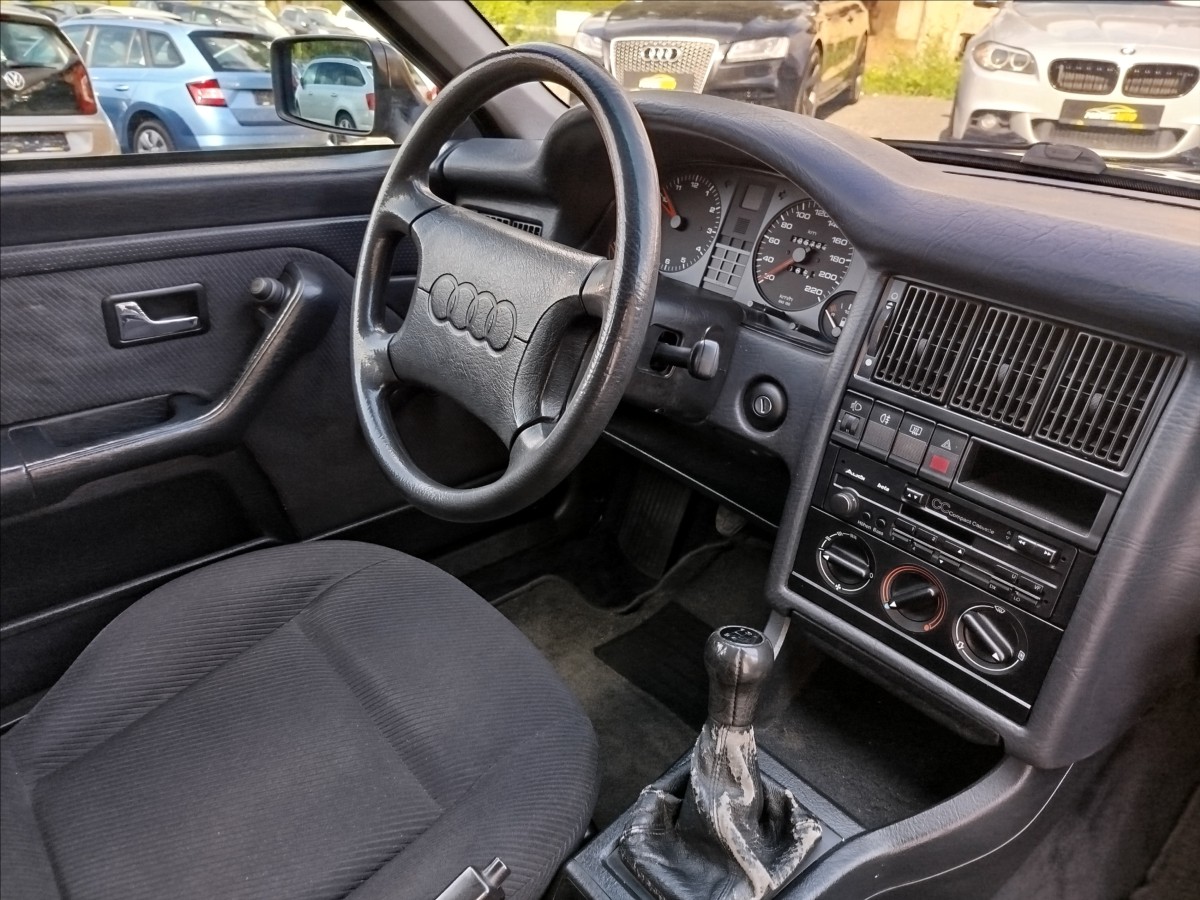 Audi 80