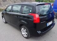 Peugeot 5008 8