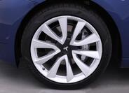 Tesla Model 3 27