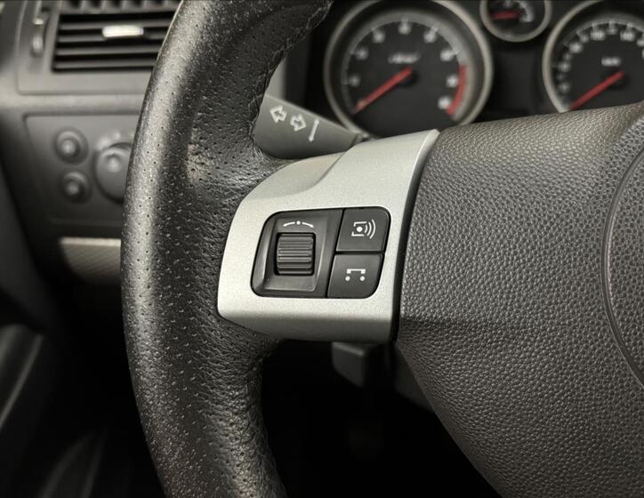 Opel Zafira 10