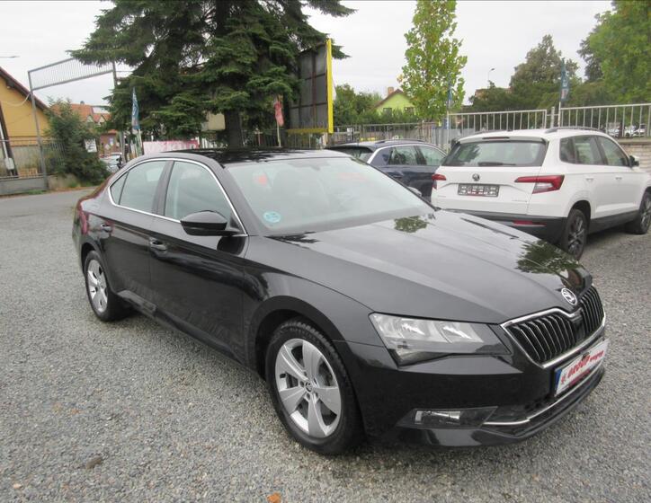 Škoda Superb 2