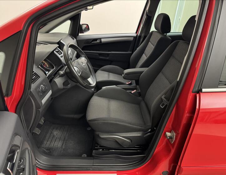 Opel Zafira 27