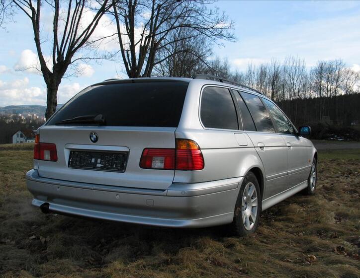 BMW Řada 5 11