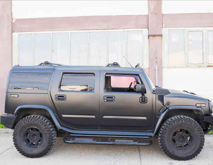 Hummer H2 7
