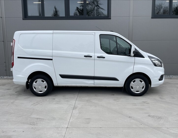 Ford Transit Custom 3