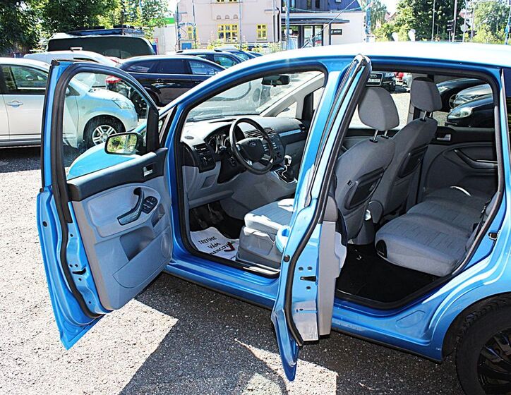Ford C-MAX 11
