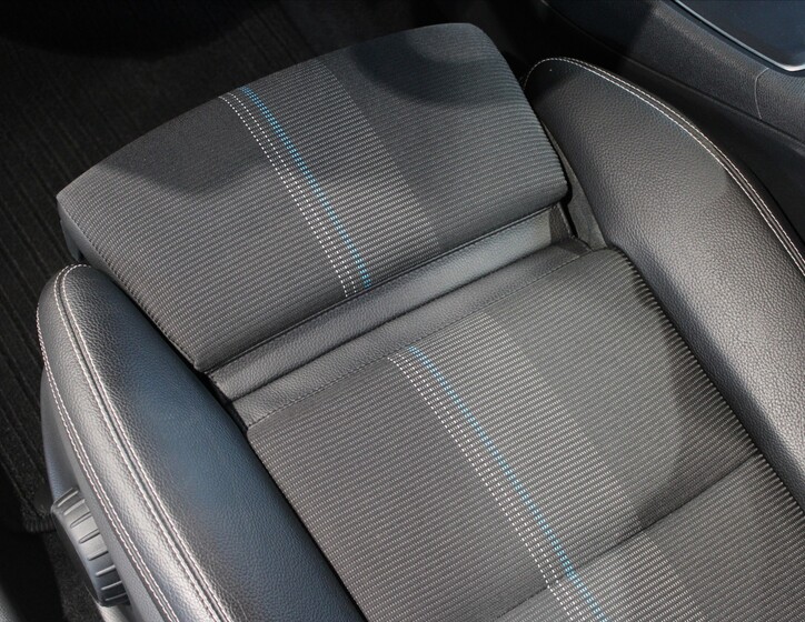 Mercedes-Benz CLA 9