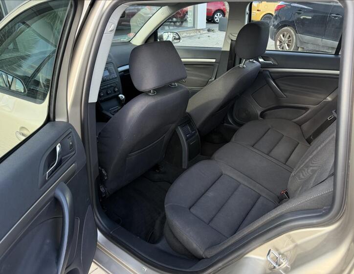 Škoda Octavia 11