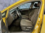 Volkswagen Golf 11
