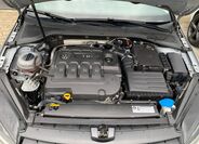Volkswagen Golf 24
