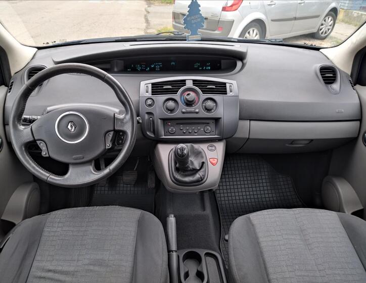 Renault Scénic 12