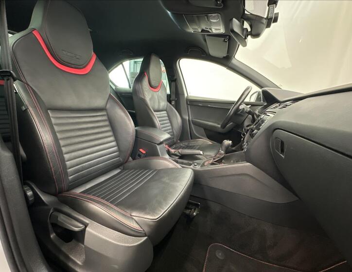 Škoda Octavia 21