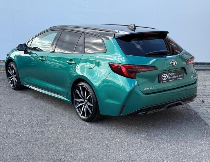Toyota Corolla 4