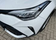 Toyota C-HR 11