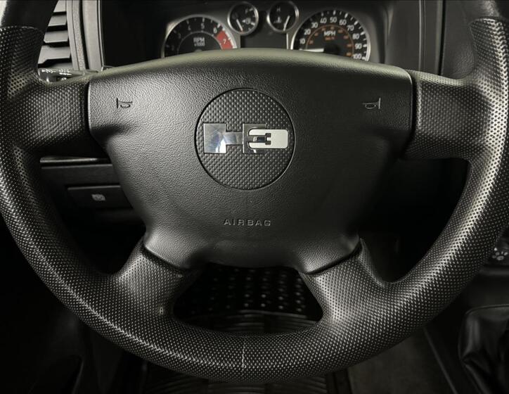Hummer H3 9