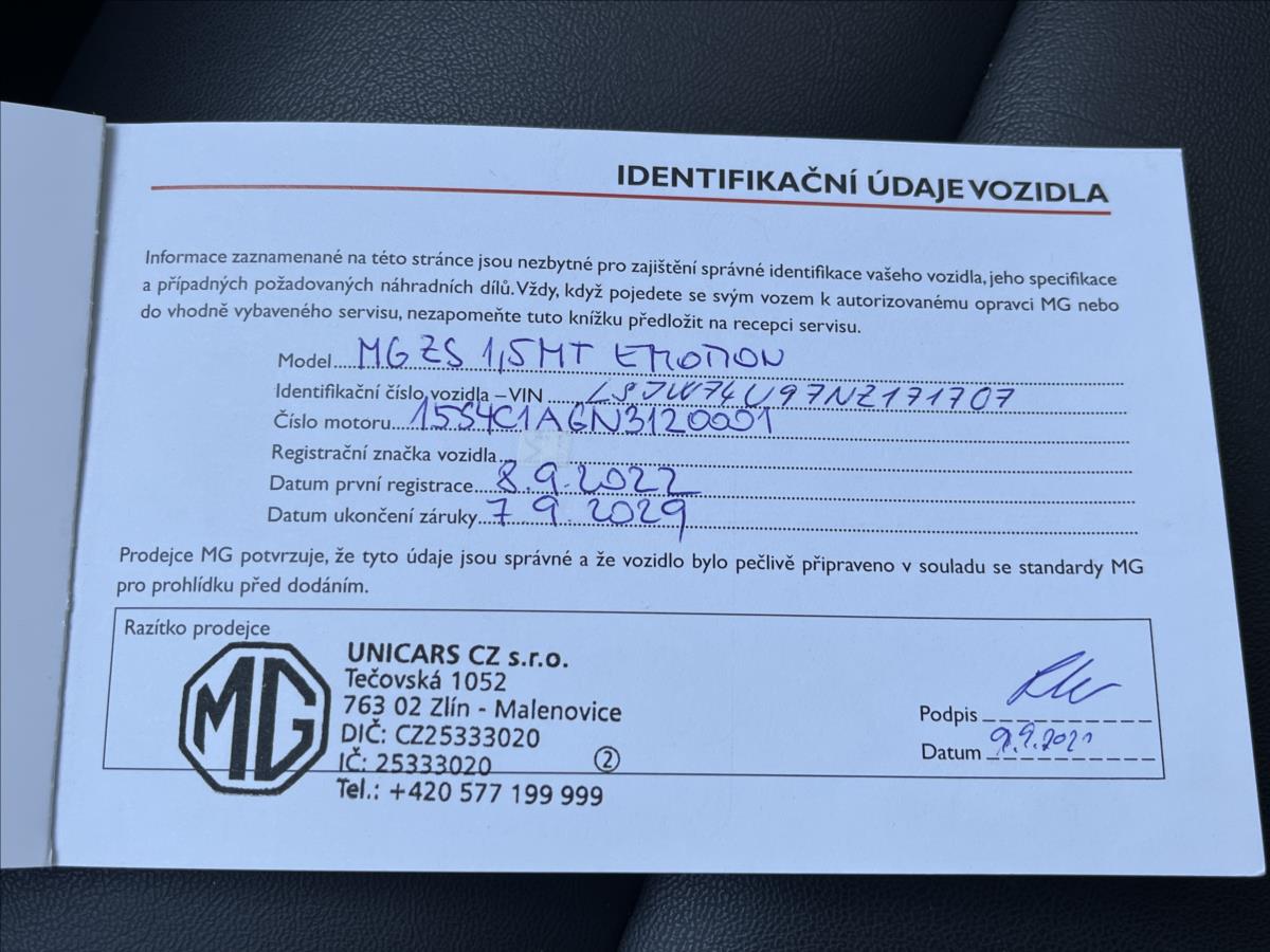 MG ZS
