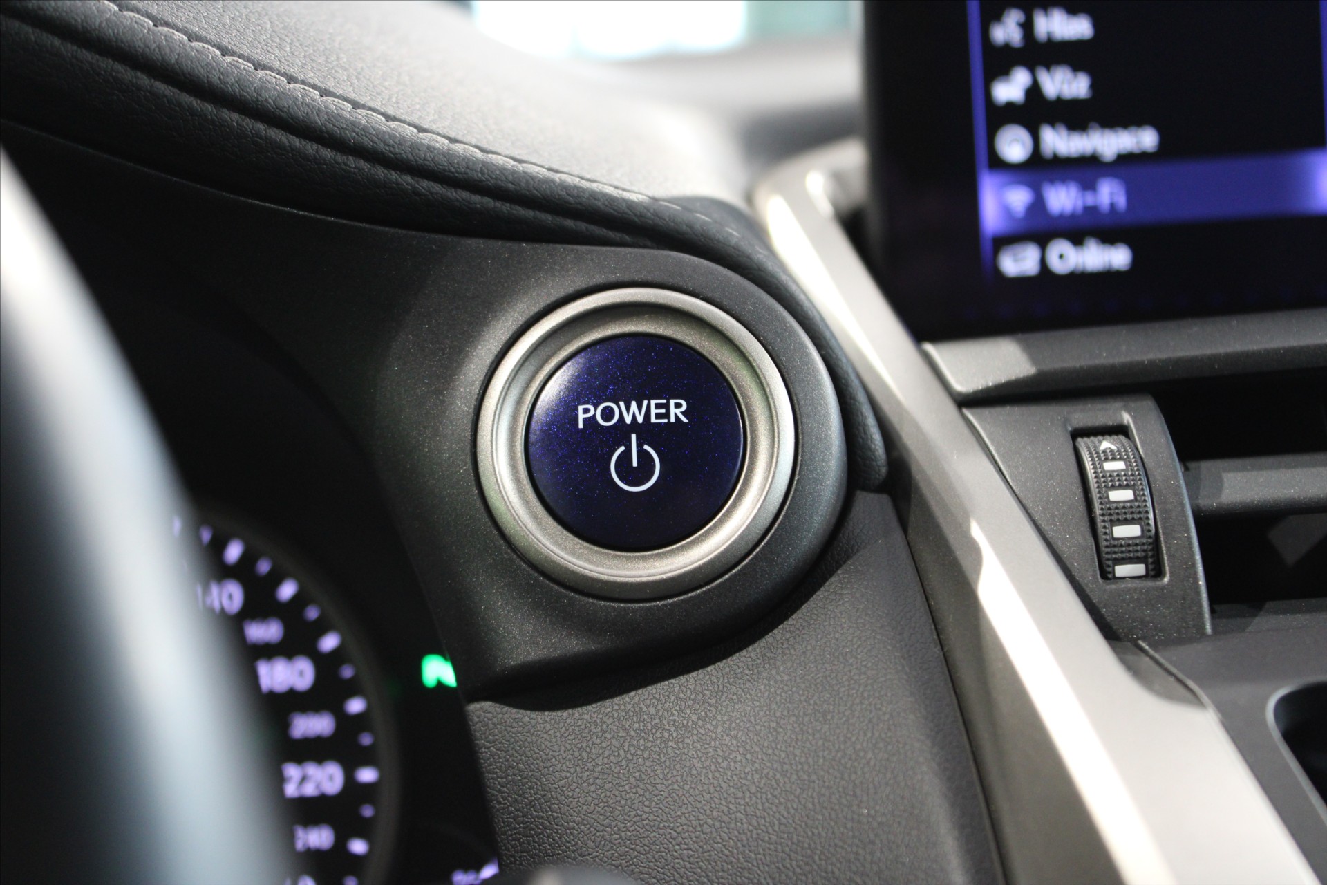 Lexus NX 300h