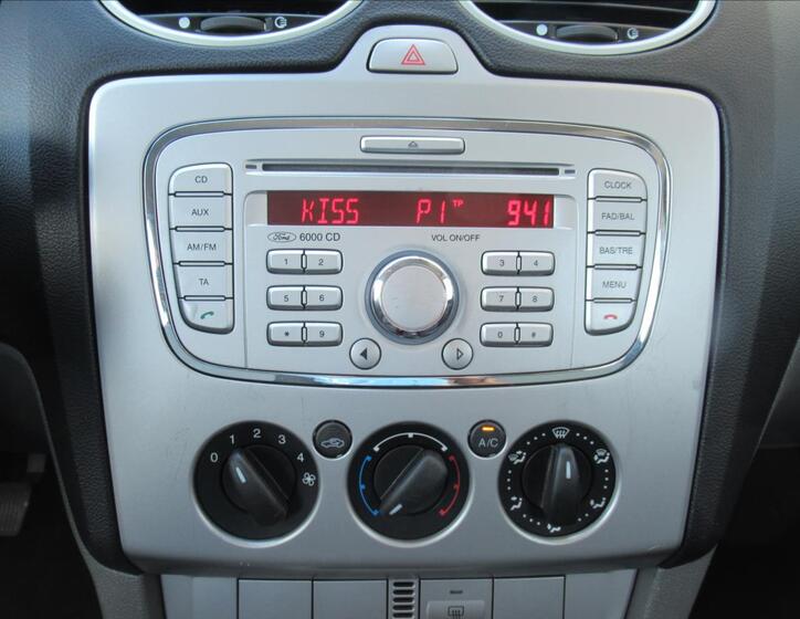 Ford Focus 10