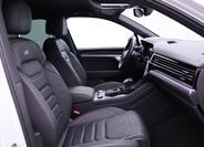 Volkswagen Touareg 52