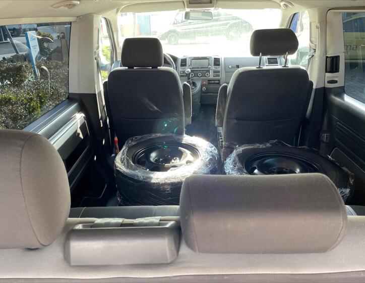 Volkswagen Multivan 23