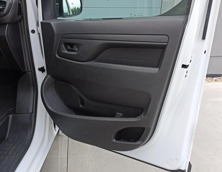 Opel Vivaro 22