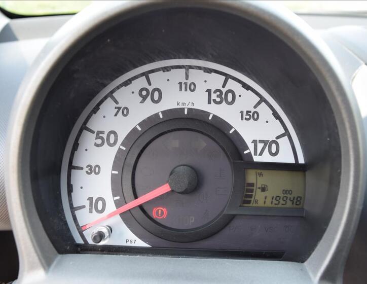 Peugeot 107 25