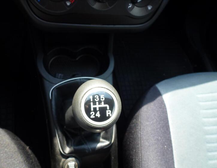 Fiat Grande Punto 31