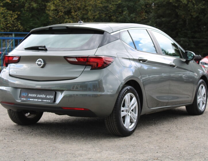 Opel Astra 5