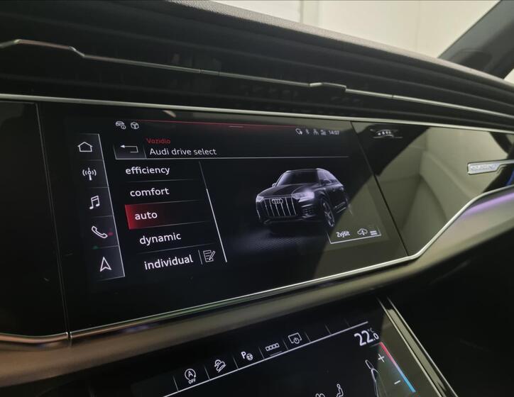 Audi Q7 37