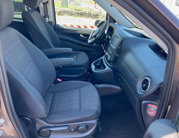 Mercedes-Benz Vito 10