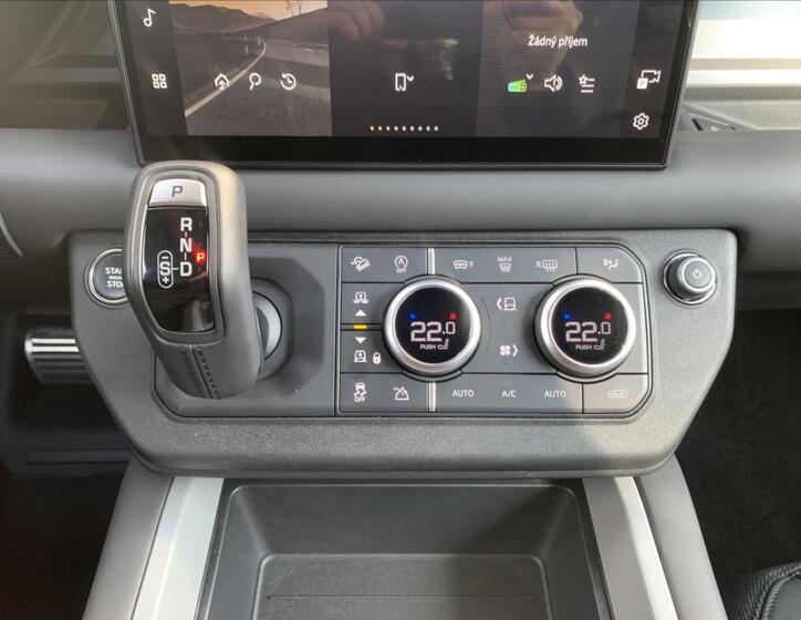 Land Rover Defender 60