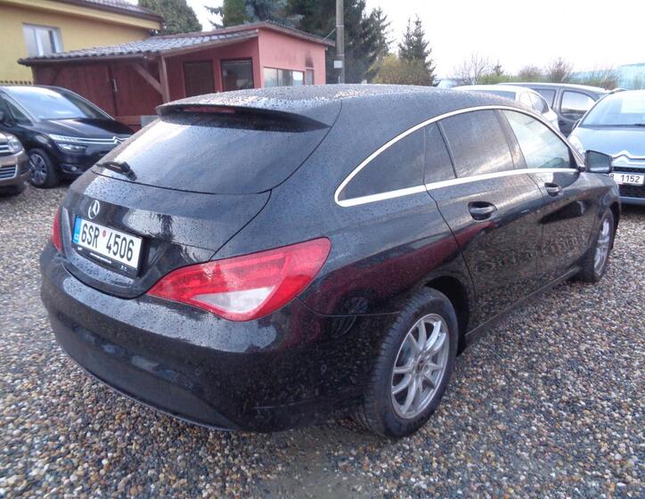 Mercedes-Benz CLA 6