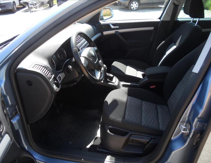 Škoda Octavia 12