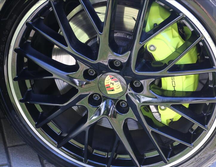 Porsche Panamera 22