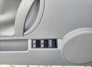 Volkswagen New Beetle 19