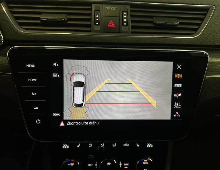 Škoda Superb 12