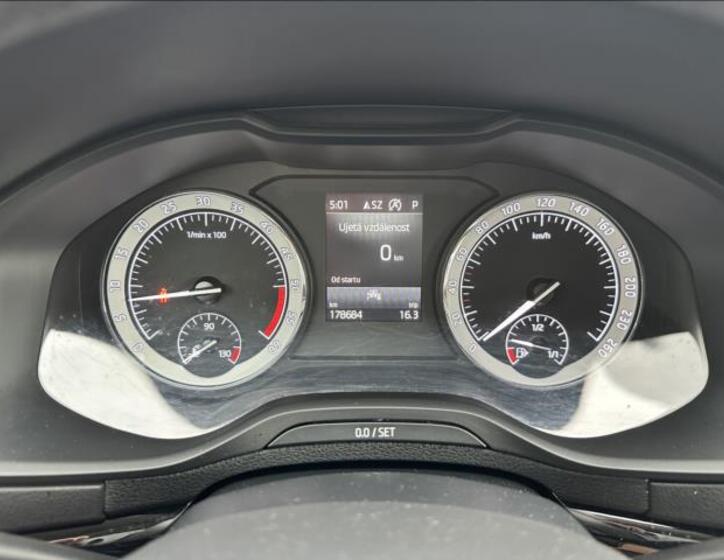 Škoda Karoq 23