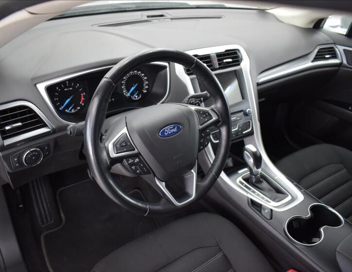 Ford Mondeo 9