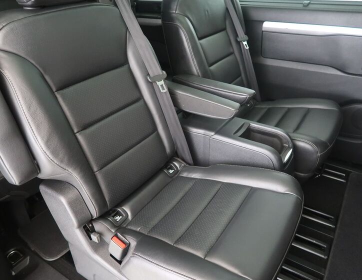 Toyota ProAce 14